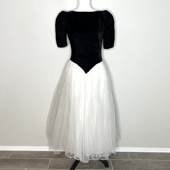 Dresses & Skirts - Vintage 1980s Black Velvet Tulle Retro Party Dress Small Puff Sleeve Bow Prom